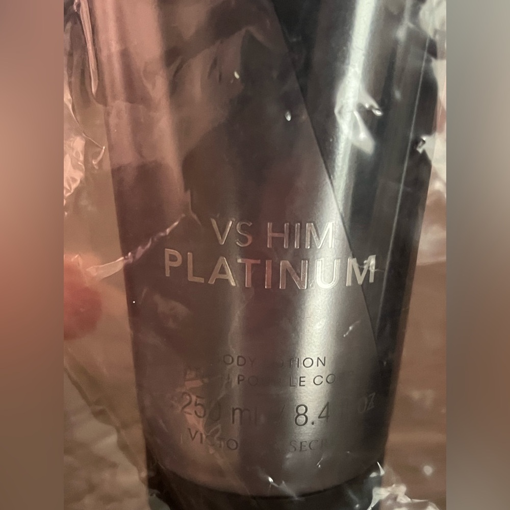 Victoria's Secret VS Him Platinum Moisturizer - Black and Silver